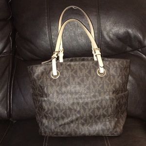 Michael Kohl’s jet set bag